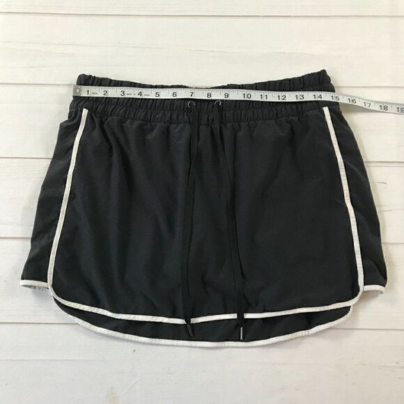 Gap Fit Black Track Short Piping Contrast Detail Medium - Picture 7 of 9